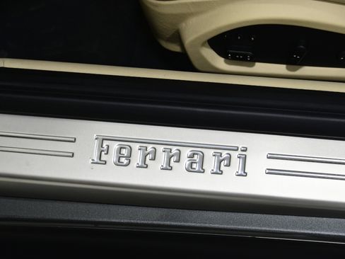 Used 2015 Ferrari F12 Berlinetta image 28