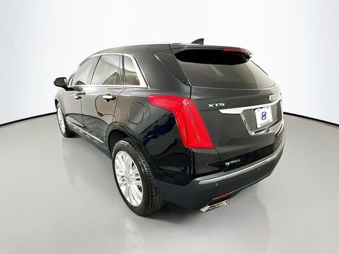 Used 2017 Cadillac XT5 Premium Luxury w/ Advanced Security Package FWD image 7