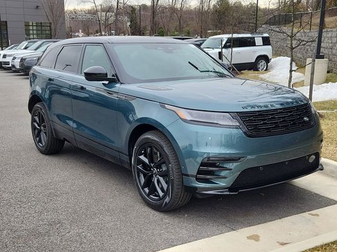New 2026 Land Rover Range Rover Velar Dynamic SE AWD/4WD image 10