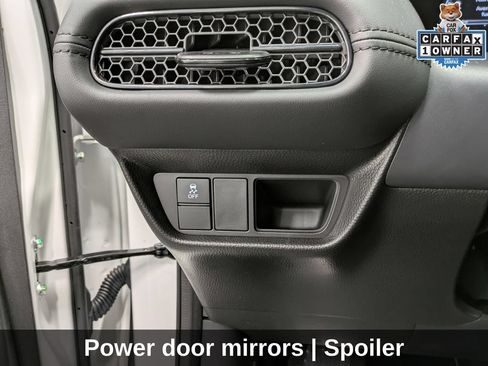 Certified 2025 Honda HR-V LX image 27