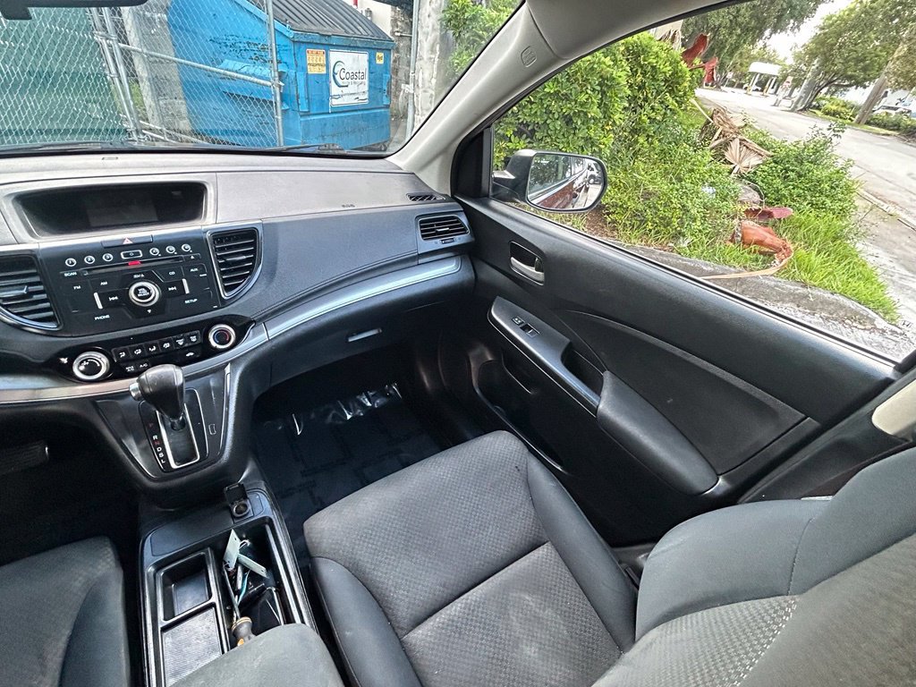 Used 2015 Honda CR-V LX image 11