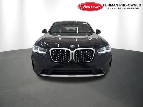 Used 2025 BMW X4 xDrive30i AWD/4WD image 2