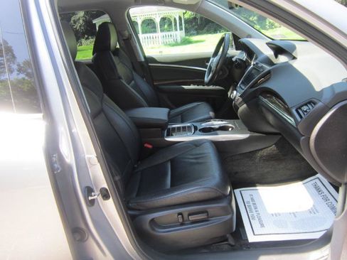 Used 2017 Acura MDX w/ Technology Package AWD/4WD image 8