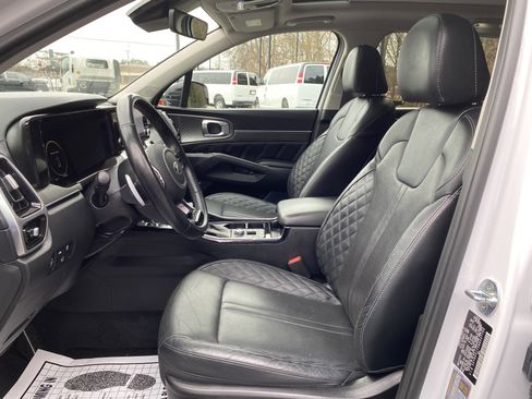 Used 2021 Kia Sorento SX image 16
