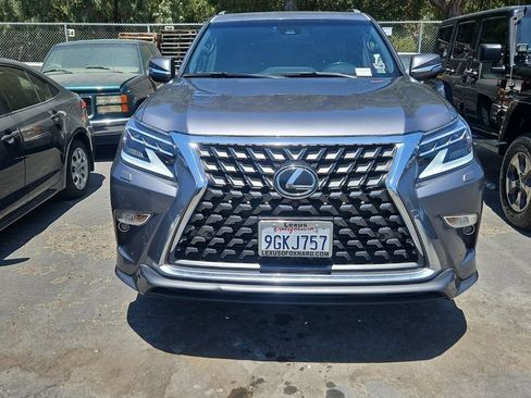 Used 2021 Lexus GX 460 Luxury w/ Sport Design Package AWD/4WD image 2