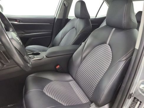 Used 2024 Toyota Camry SE FWD image 19
