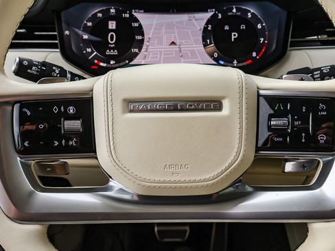Certified 2024 Land Rover Range Rover SE AWD/4WD image 33