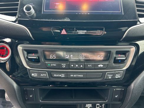 Used 2022 Honda Ridgeline Black Edition image 17