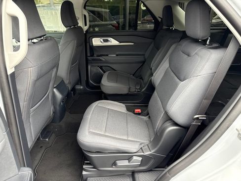 New 2026 Ford Explorer Active AWD/4WD image 23