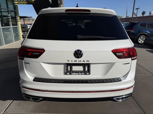 Used 2024 Volkswagen Tiguan SEL R-Line image 13