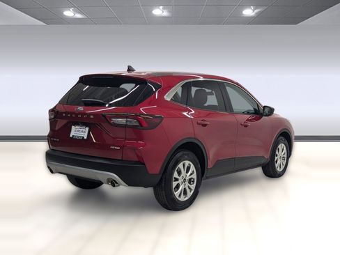 Used 2023 Ford Escape Active image 7