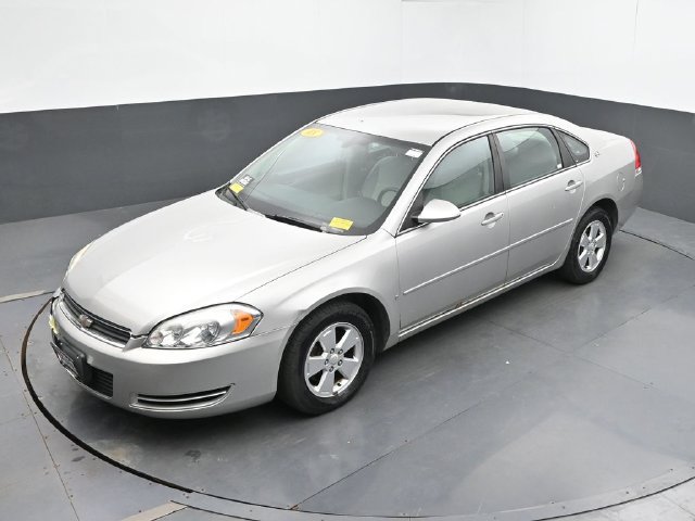 Used 2008 Chevrolet Impala LT FWD image 32