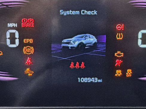 Used 2023 Kia Sportage LX AWD/4WD image 18