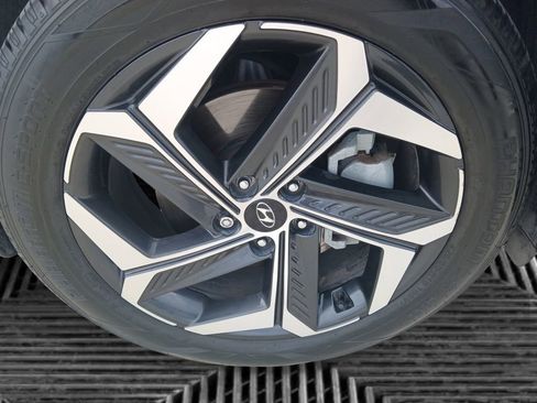 Used 2023 Hyundai Tucson Limited FWD image 5