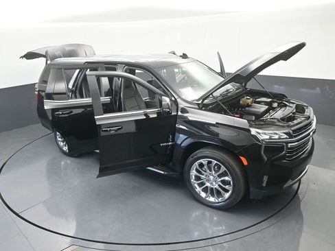 Used 2022 Chevrolet Tahoe LT w/ LT Signature Plus Package image 82