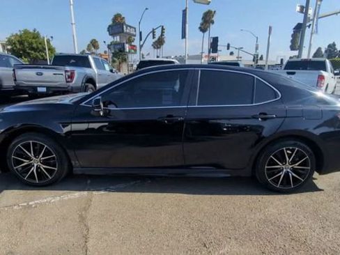 Used 2022 Toyota Camry SE w/ Carpet Mat Package (TMS) FWD image 5
