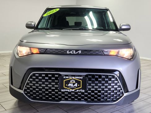 Used 2023 Kia Soul EX image 8