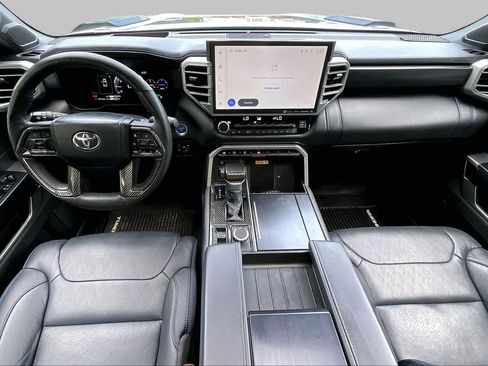 Used 2024 Toyota Tundra Platinum AWD/4WD image 15