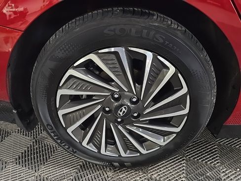 Used 2024 Hyundai Sonata Limited image 17
