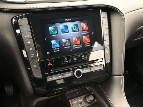 Used 2024 INFINITI QX55 Luxe w/ Cargo Package image 26