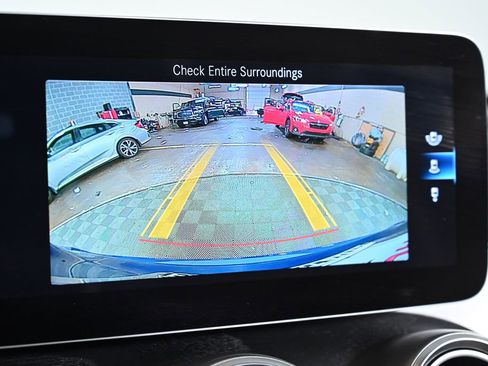 Used 2020 Mercedes-Benz GLC 300 4MATIC image 19