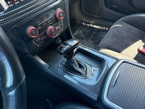 Used 2020 Dodge Charger Scat Pack w/ Dynamics Package RWD image 13
