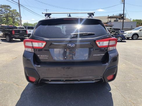 Used 2018 Subaru Crosstrek 2.0i Premium AWD/4WD image 4