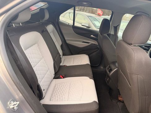 Used 2019 Chevrolet Equinox LT image 17