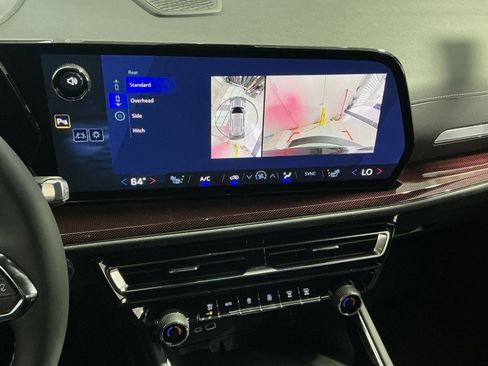 New 2026 Chevrolet Traverse Z71 w/ Enhanced Driving Package image 27