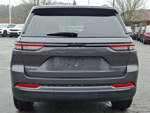 New 2026 Jeep Grand Cherokee Altitude AWD/4WD image 5