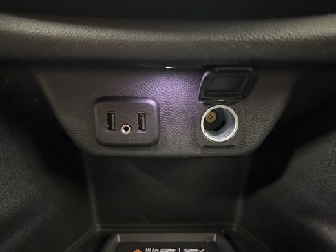 Used 2022 Chevrolet Traverse LT w/ LPO, 'HIT The Road' Package image 18