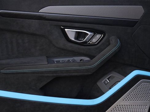 Used 2024 Lamborghini Urus Performante image 27