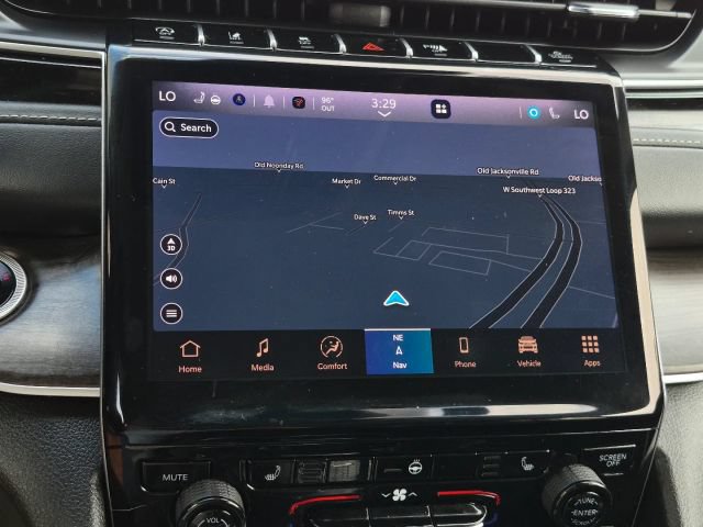 Used 2023 Jeep Grand Cherokee Limited AWD/4WD image 28