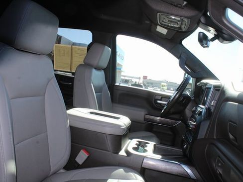 Used 2022 Chevrolet Silverado 2500 LTZ w/ LTZ Premium Package image 20