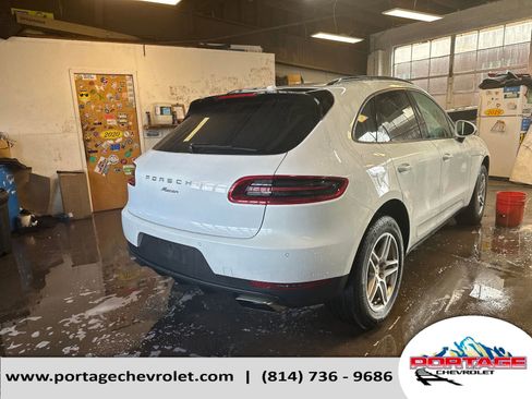 Used 2018 Porsche Macan image 5