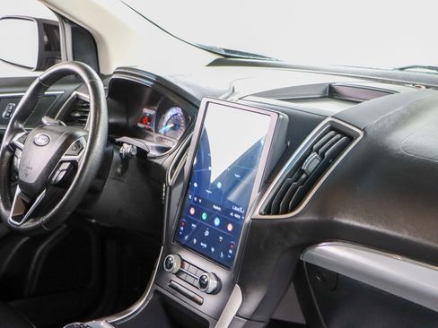 Used 2022 Ford Edge SEL image 25