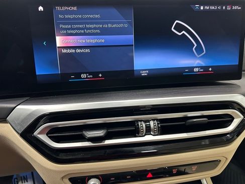 Used 2023 BMW 330i xDrive Sedan w/ Premium Package image 30