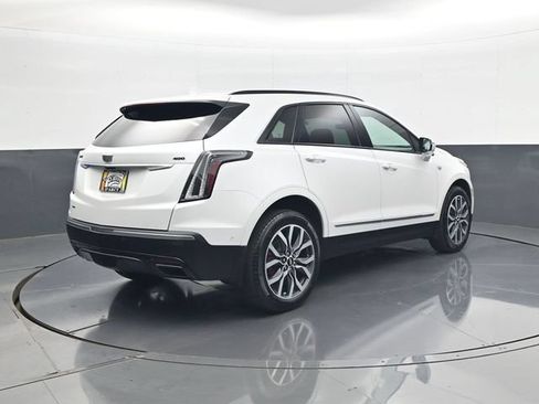 Used 2024 Cadillac XT5 Sportv w/ Technology Package AWD/4WD image 5