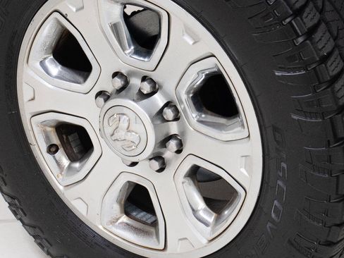 Used 2018 RAM 2500 Laramie image 79