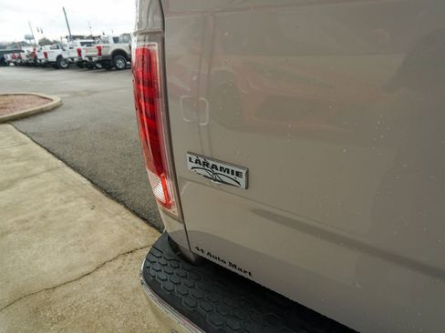 Used 2017 RAM 3500 Laramie image 11