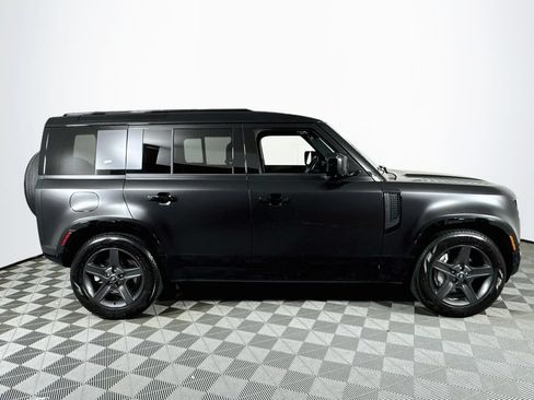 Used 2024 Land Rover Defender 110 X-Dynamic SE AWD/4WD image 8