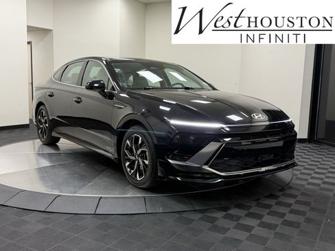 Used 2025 Hyundai Sonata SEL FWD image 1