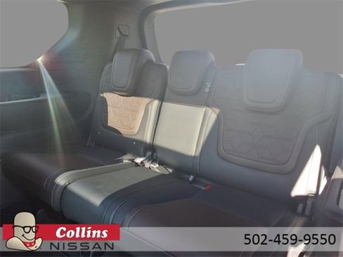 Certified 2025 Nissan Armada Platinum Reserve image 7