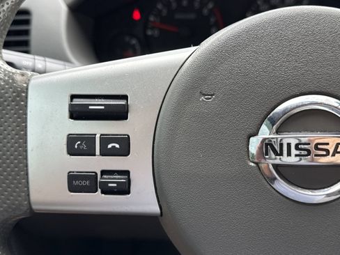 Used 2018 Nissan Frontier SV RWD image 17