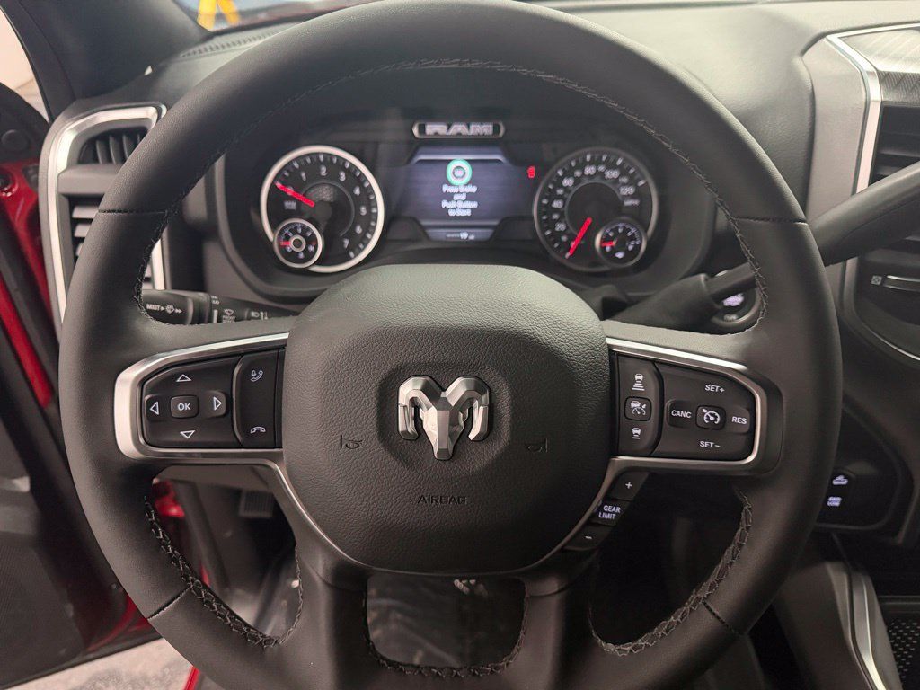 New 2026 RAM 2500 Big Horn AWD/4WD image 21