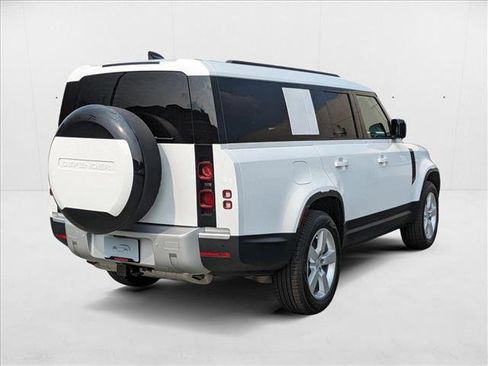 New 2025 Land Rover Defender 130 S image 2