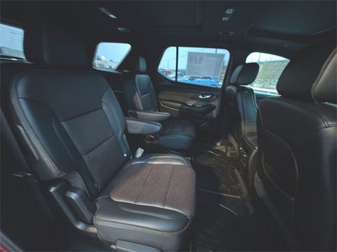 Certified 2022 Chevrolet Traverse High Country w/ LPO, Floor Liner Package image 28