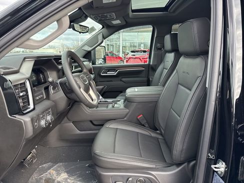 New 2026 GMC Sierra 3500 Denali w/ Denali Reserve Package image 9