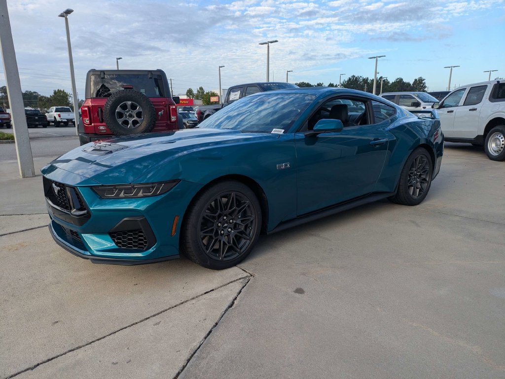 New 2026 Ford Mustang GT Premium w/ GT Performance Package RWD image 7