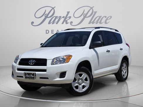 Used 2012 Toyota RAV4 FWD w/ Value Pkg image 1
